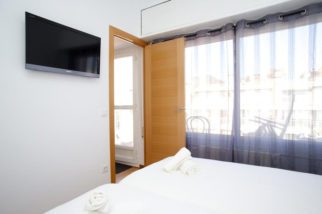 Attic Bcn Central Terrace Барселона Номер фото